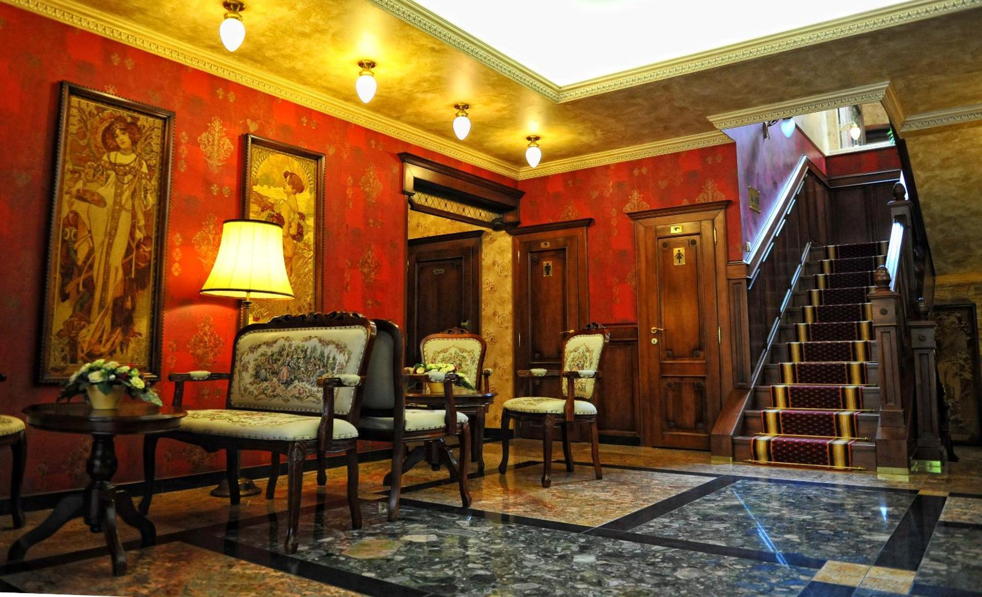 Villa Hotel Debrecen Luaran gambar