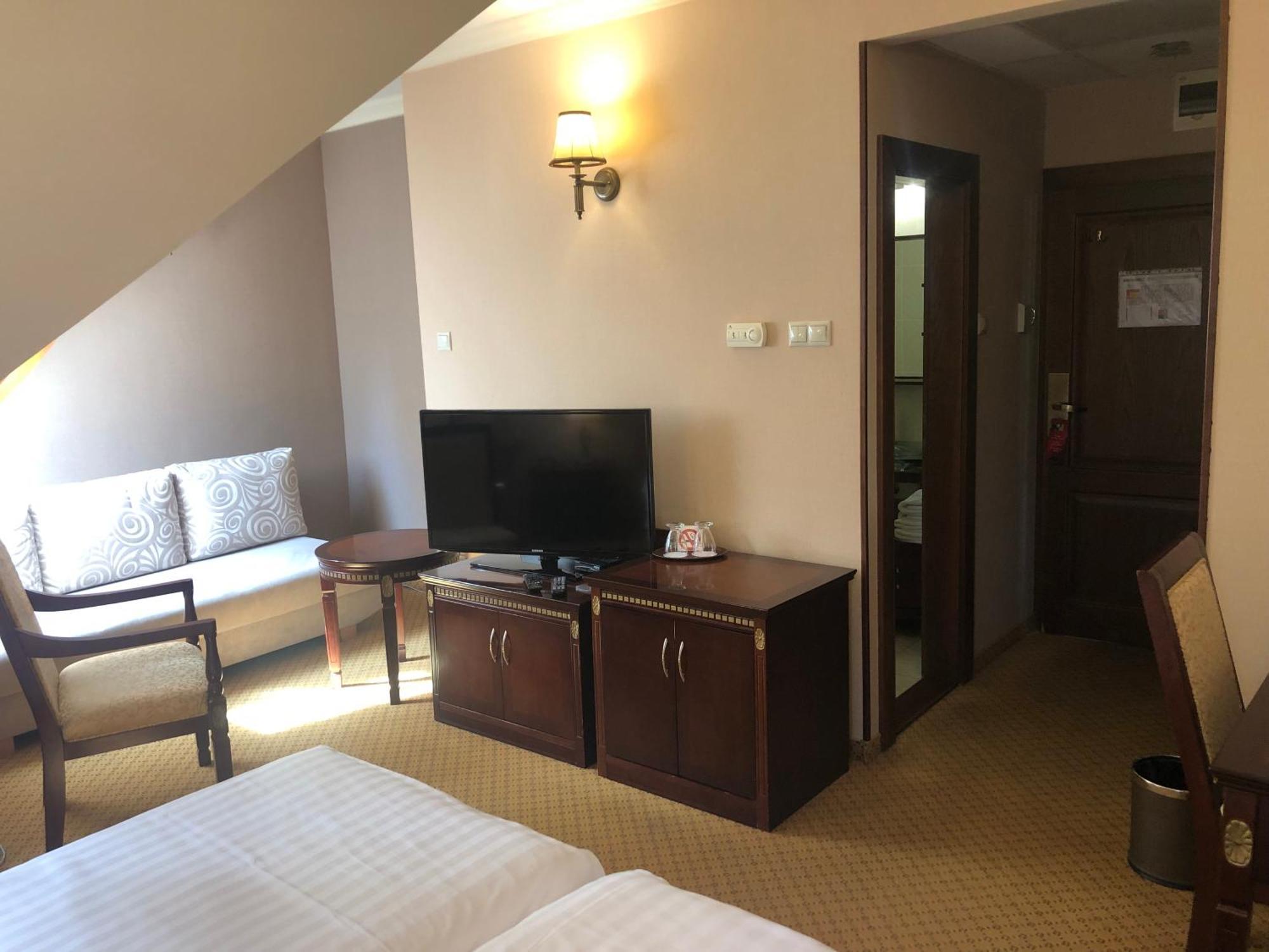 Villa Hotel Debrecen Luaran gambar