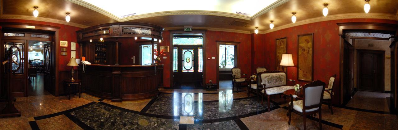Villa Hotel Debrecen Luaran gambar